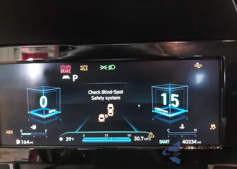 2022 Hyundai Elantra Sel z USA, uszkodzony, nr VIN KMHLS4AG9NU265893